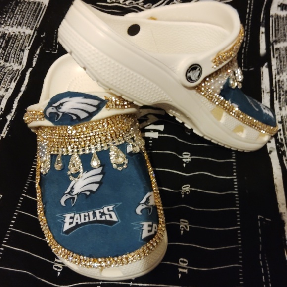 Custom Eagle Crocs - Picture 3 of 6